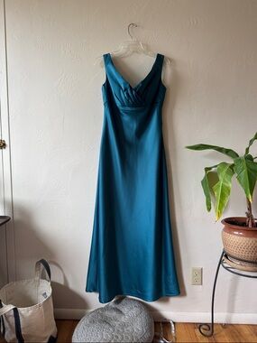 Elegant Teal V-Neck Maxi Dress - Women's Formal Dress, Alfred Angelo.
